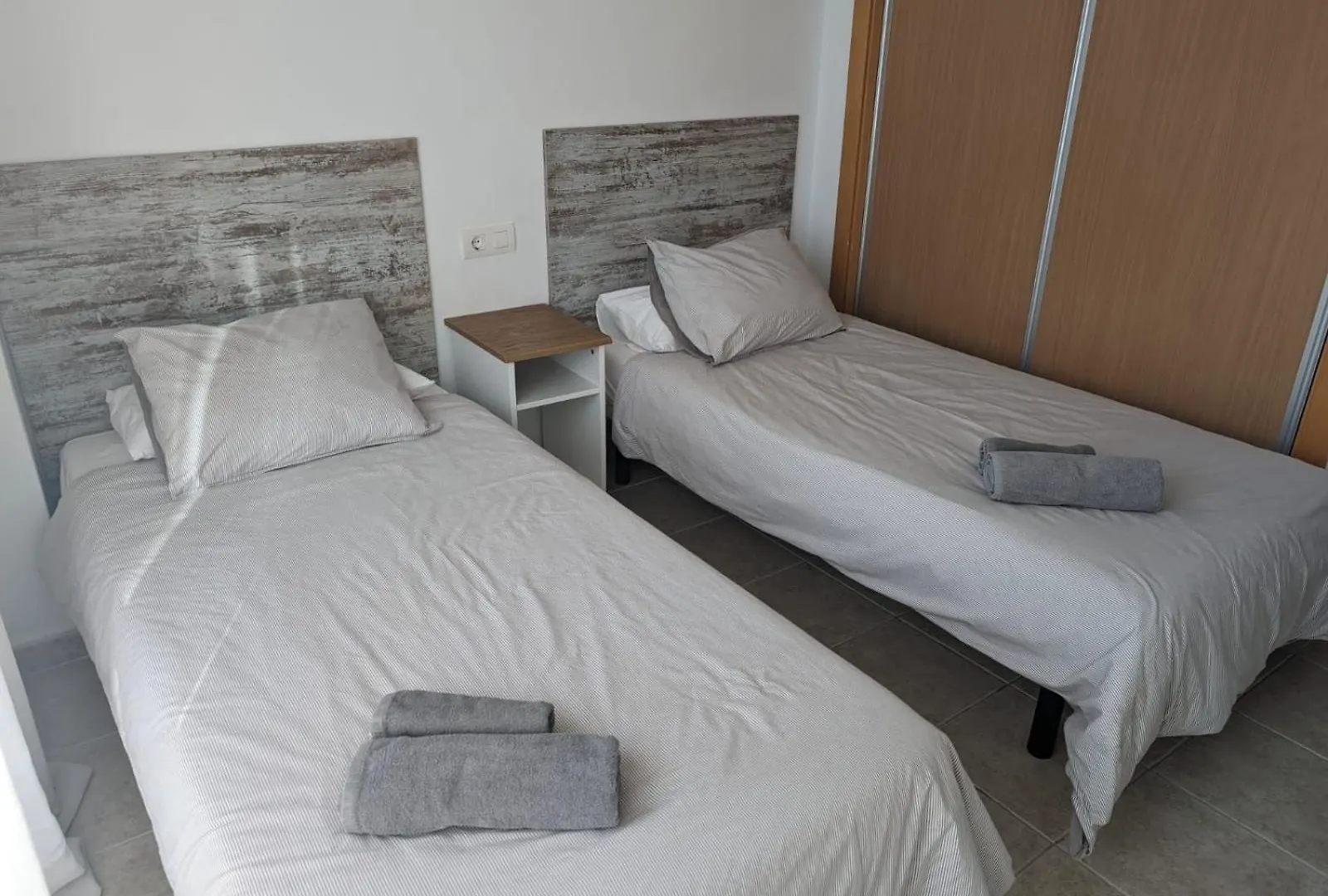 Casares Del Sol Penthouse Apartamento 0*,  Espanha