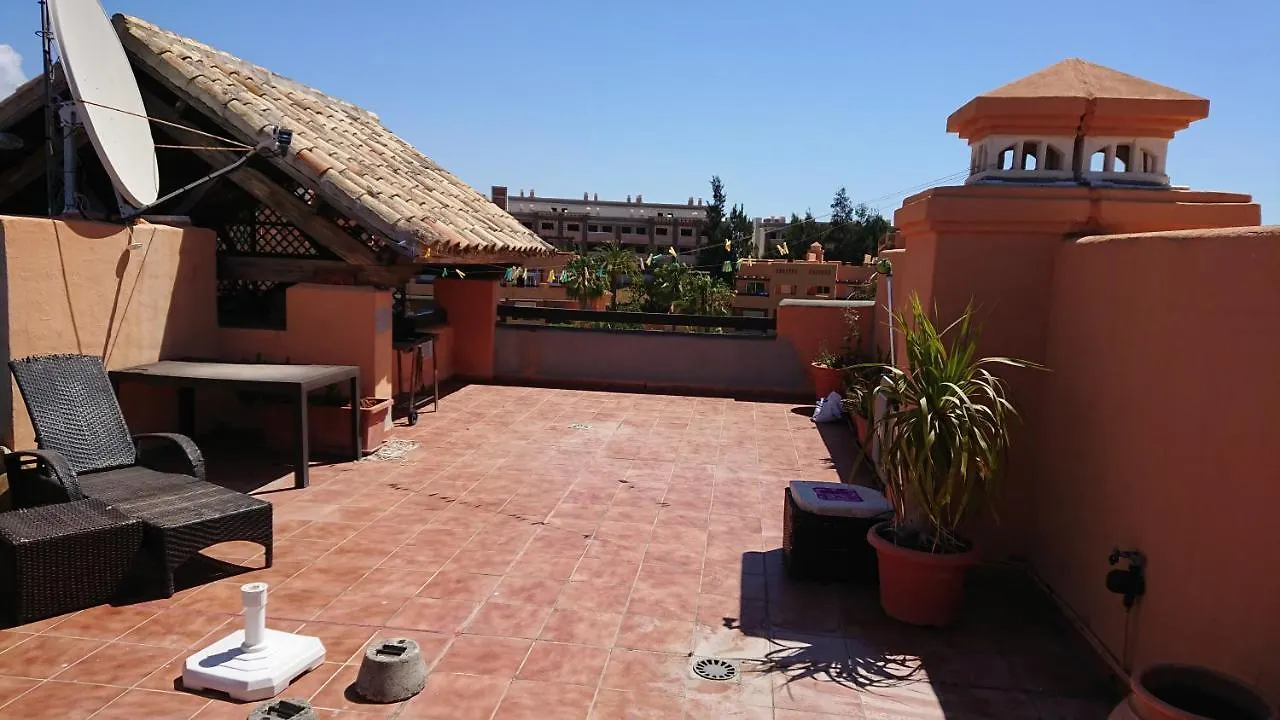 Casares Del Sol Penthouse Apartamento