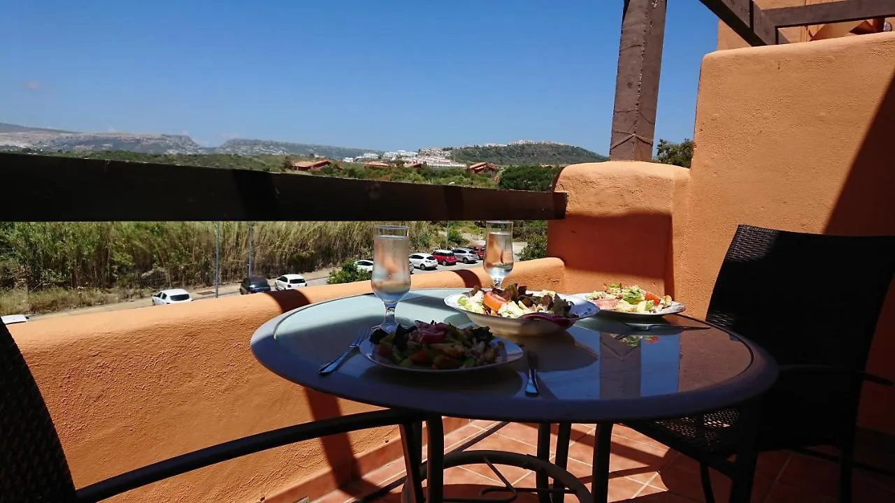 Casares Del Sol Penthouse Apartamento 0*,  Espanha
